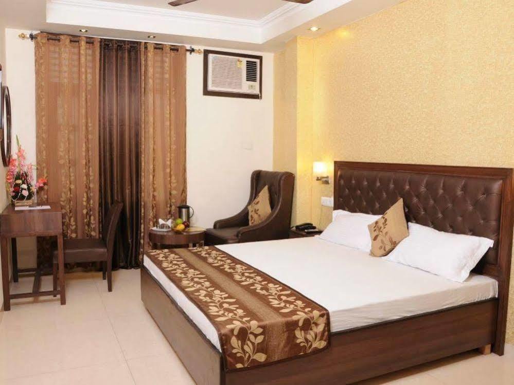 Hotel Diamond Inn Chandīgarh Exteriér fotografie